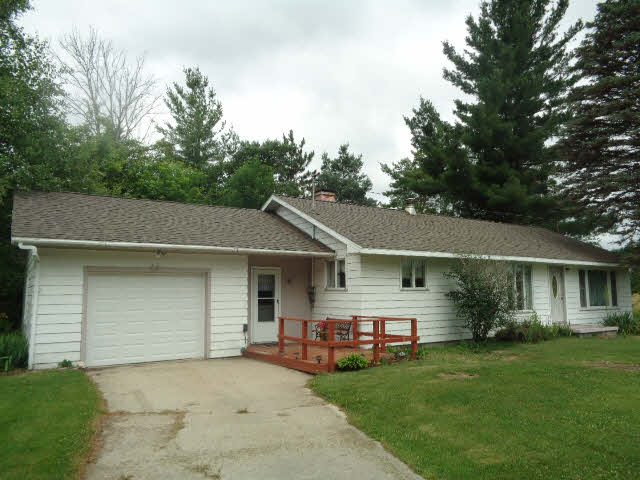 4769 North 8 Mile Road Pinconning, MI 48650 - Photo 1 of 15