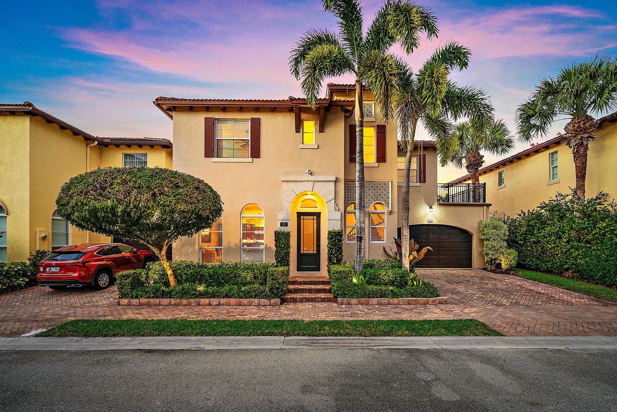 107 Via Poinciana Lane Boca Raton, FL 33487 - Photo 36 of 40 107 Via Poinciana Ln-29