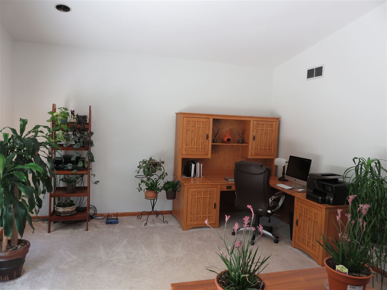 11499 Ruess Road Perry, MI 48872 - Photo 11 of 30 31341062-10.JPG