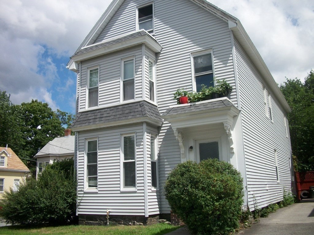 176 Chestnut Street, Unit 2 Waltham, MA 02453 - Photo 1 of 10