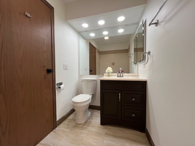 950 East Wilmette Road, Unit 422 Palatine, IL 60074 - Photo 12 of 25 Gallery Image 12