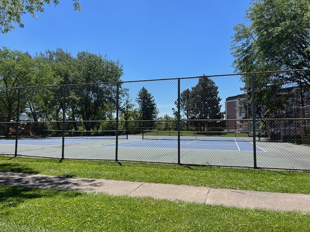 950 East Wilmette Road, Unit 422 Palatine, IL 60074 - Photo 18 of 25 Gallery Image 18