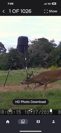 a black and white photo of a room