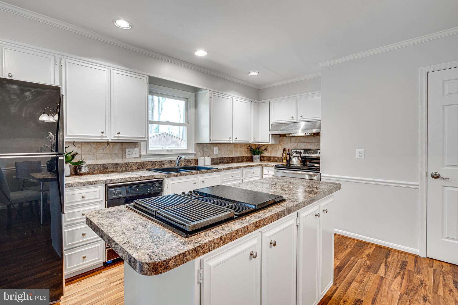 17605 Cashell Road Olney, MD 20832 - Photo 17 of 78 Kitchen