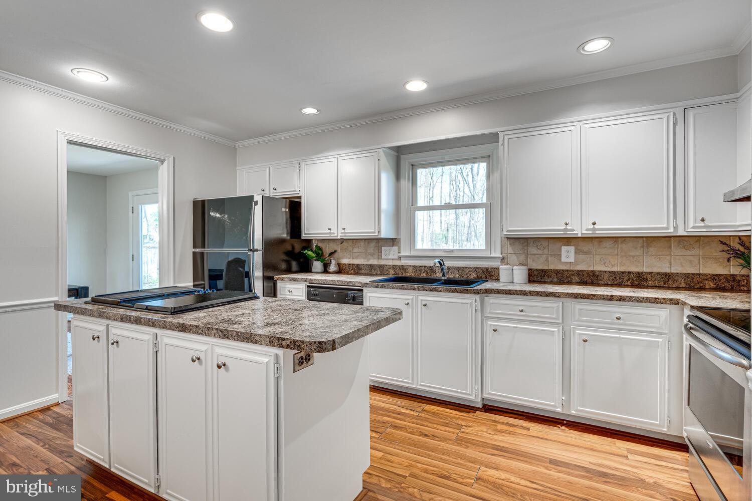 17605 Cashell Road Olney, MD 20832 - Photo 20 of 78 Kitchen