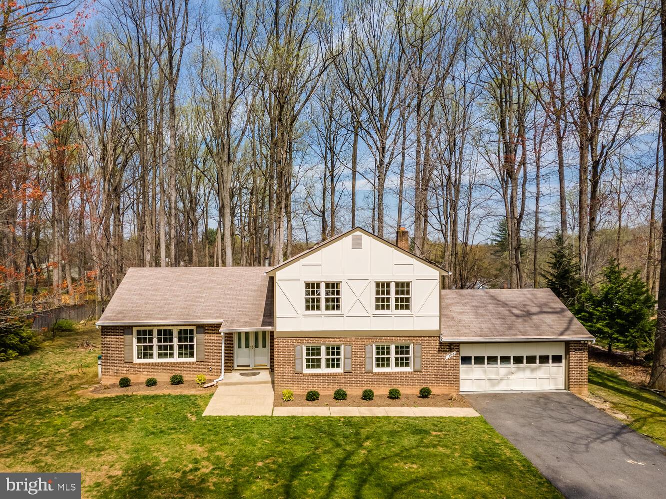 17605 Cashell Road Olney, MD 20832 - Photo 3 of 78 Exterior Front