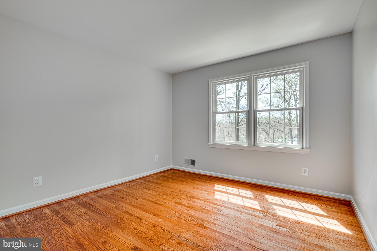 17605 Cashell Road Olney, MD 20832 - Photo 33 of 78 Bedroom 2