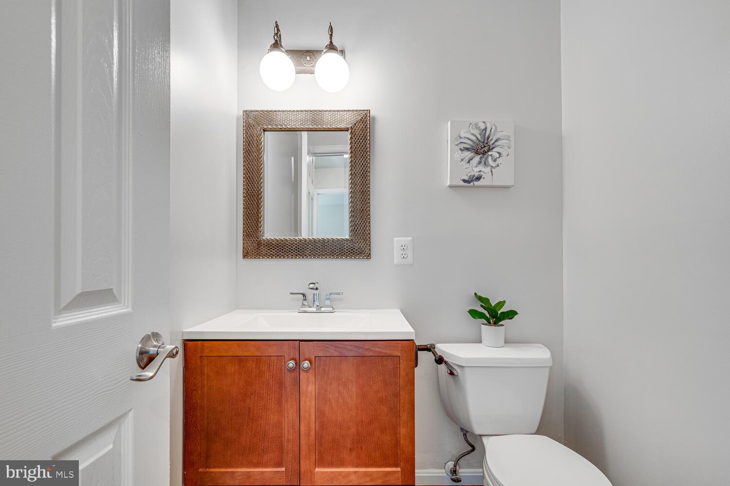 17605 Cashell Road Olney, MD 20832 - Photo 41 of 78 Powder Room