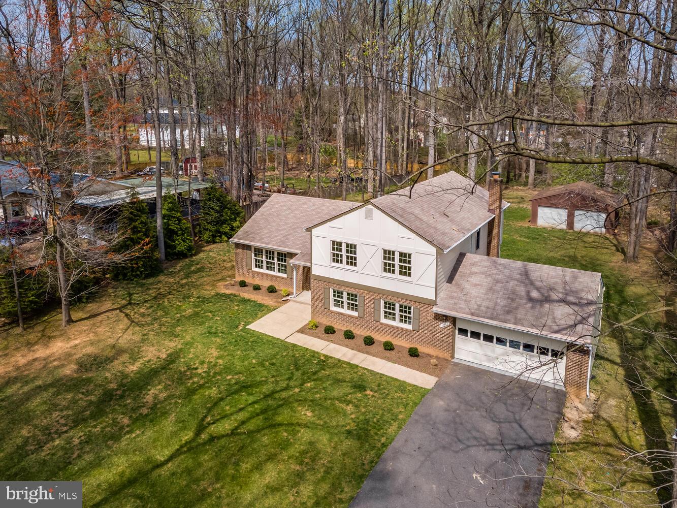 17605 Cashell Road Olney, MD 20832 - Photo 5 of 78 Exterior Front
