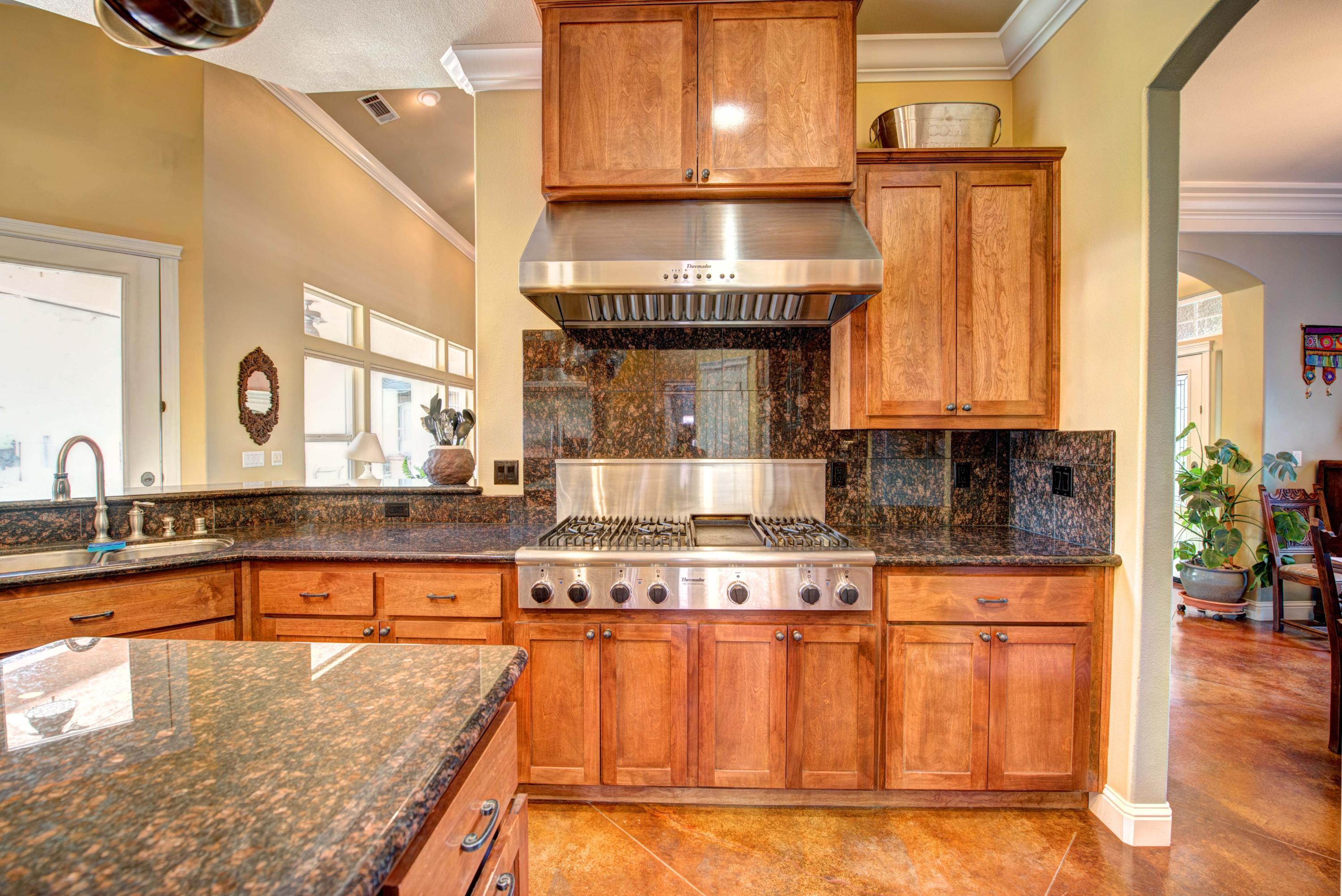 9787 Oak Run Road Oak Run, CA 96069 - Photo 32 of 67 Professional cooktop with heat lamps
