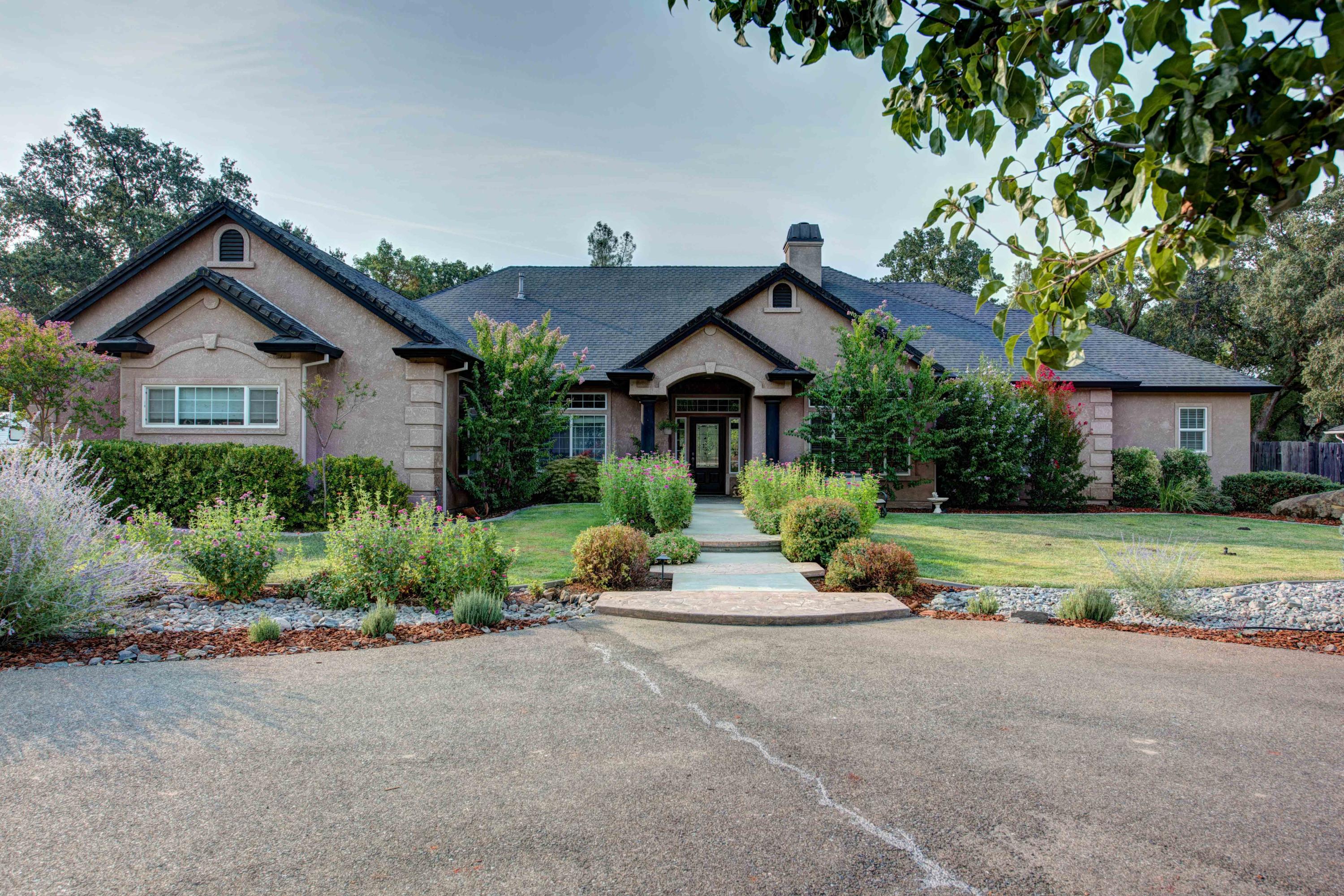 9787 Oak Run Road Oak Run, CA 96069 - Photo 5 of 67 Front of home
