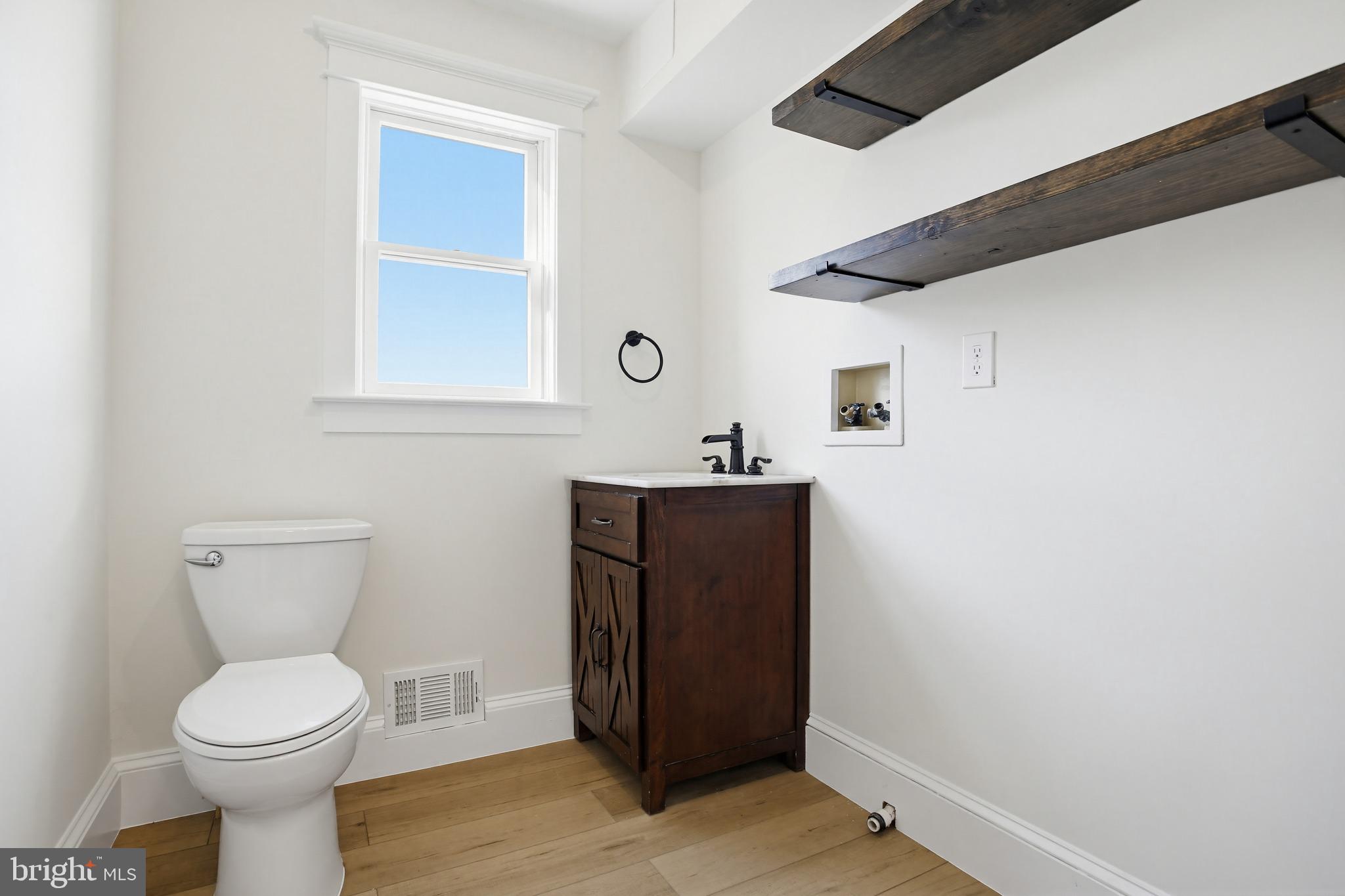 15005 Bushy Park Road Woodbine, MD 21797 - Photo 20 of 75 MAIN FLOOR LAUNDRY