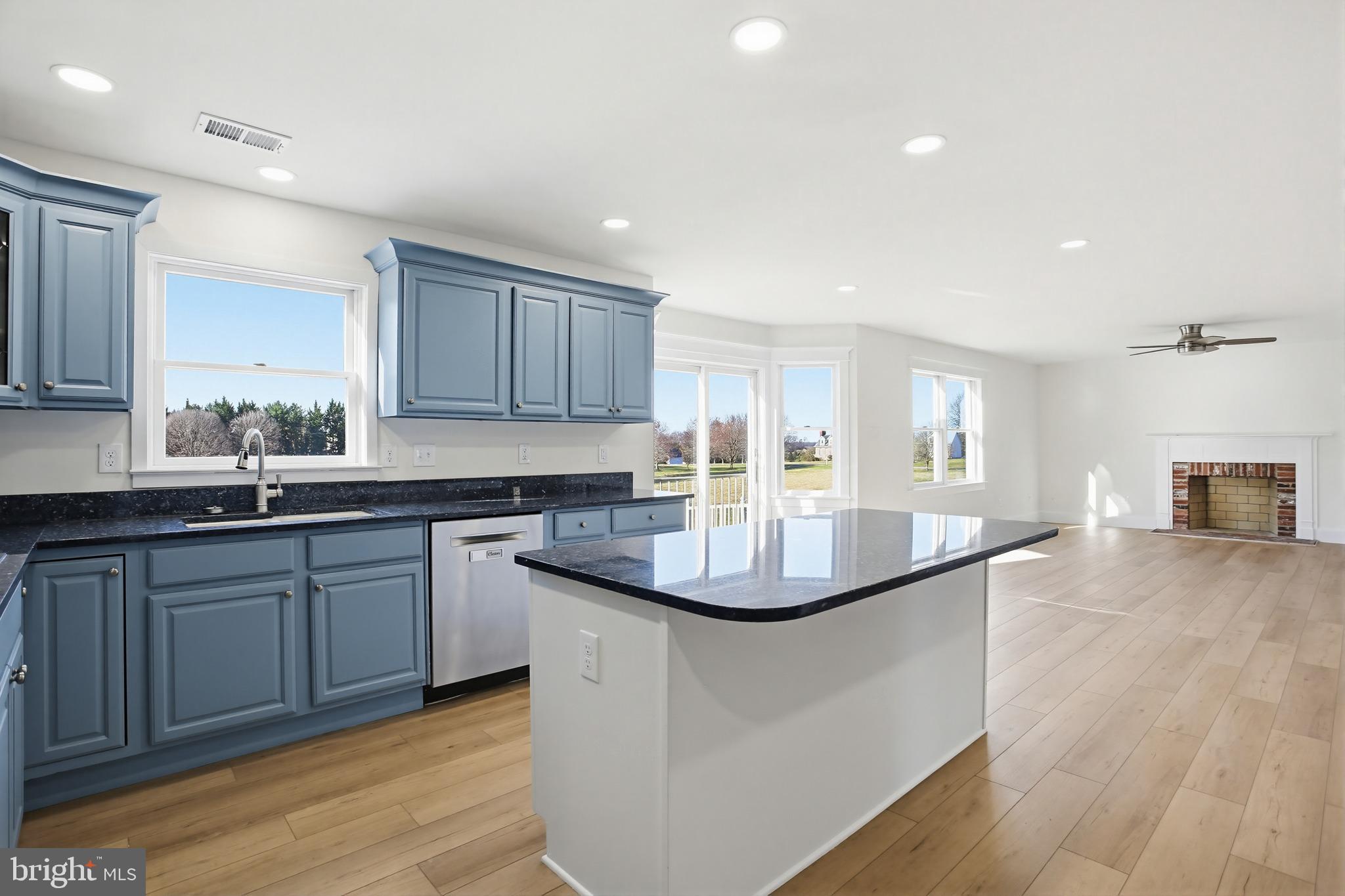 15005 Bushy Park Road Woodbine, MD 21797 - Photo 4 of 75 UPDATED KITCHEN W/ GRANITE COUNTERS