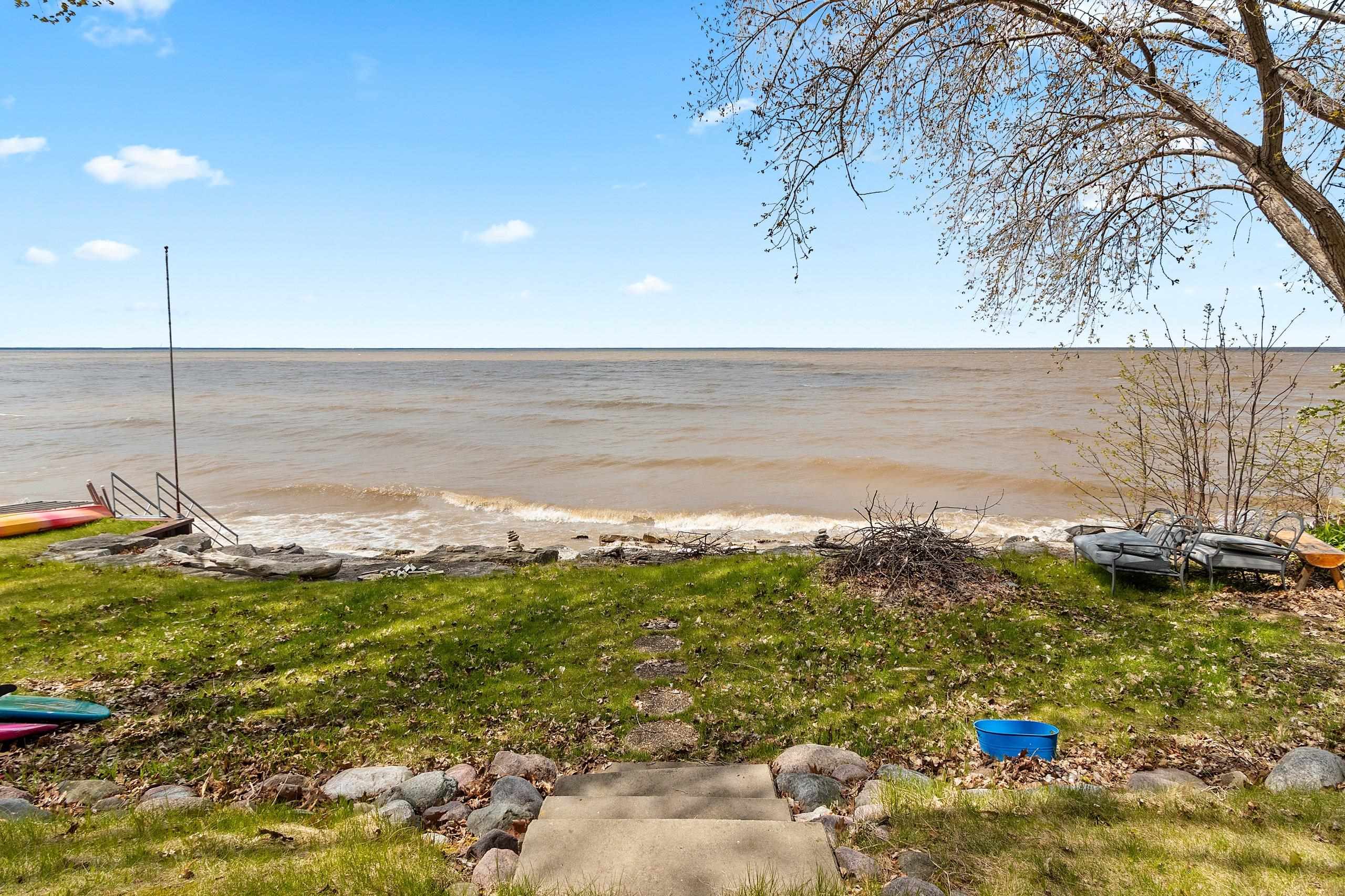 5083 Edgewater Beach Road Green Bay, WI 54311 - Photo 25 of 43
