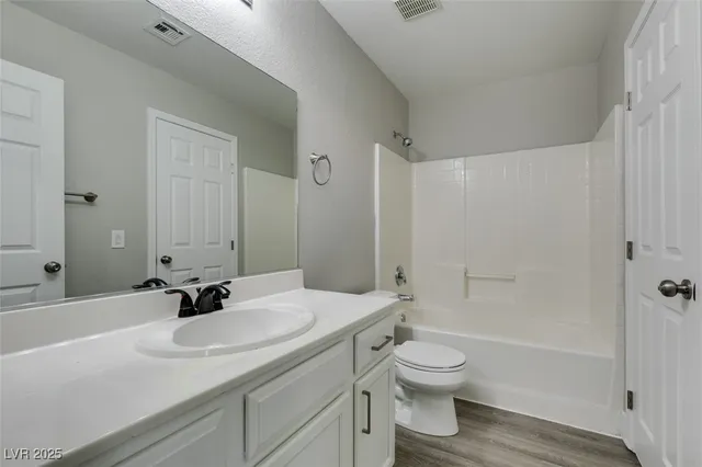 $2,240 | 608 West Bright Lights Avenue, North Las Vegas, NV 89031