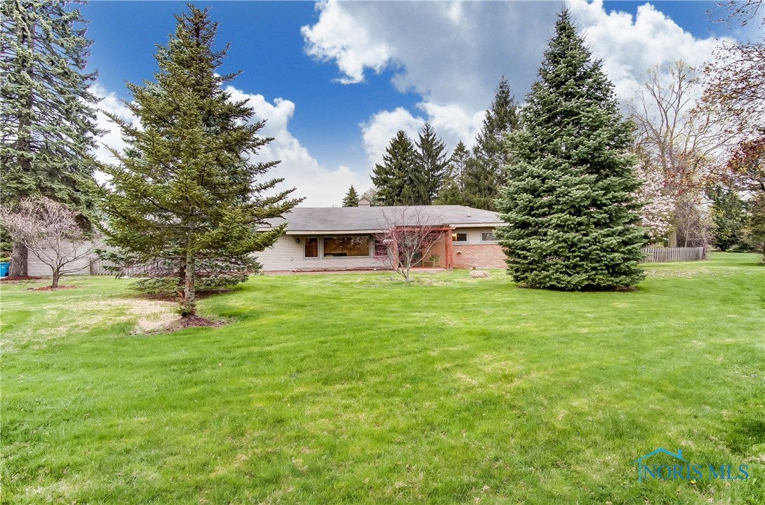 1010 St Andrews Road Toledo, OH 43607 - Photo 2 of 23 Gallery Image 2
