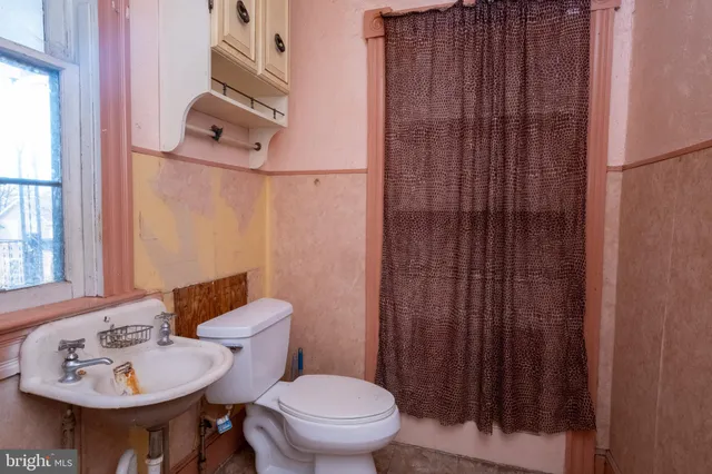 $48,500 | 444 Columbia Street, Cumberland, MD 21502