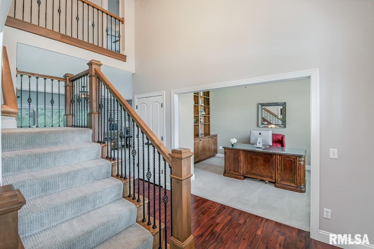 5809 Remington Road North Bettendorf, IA 52722 - Photo 4 of 50 Gallery Image 4