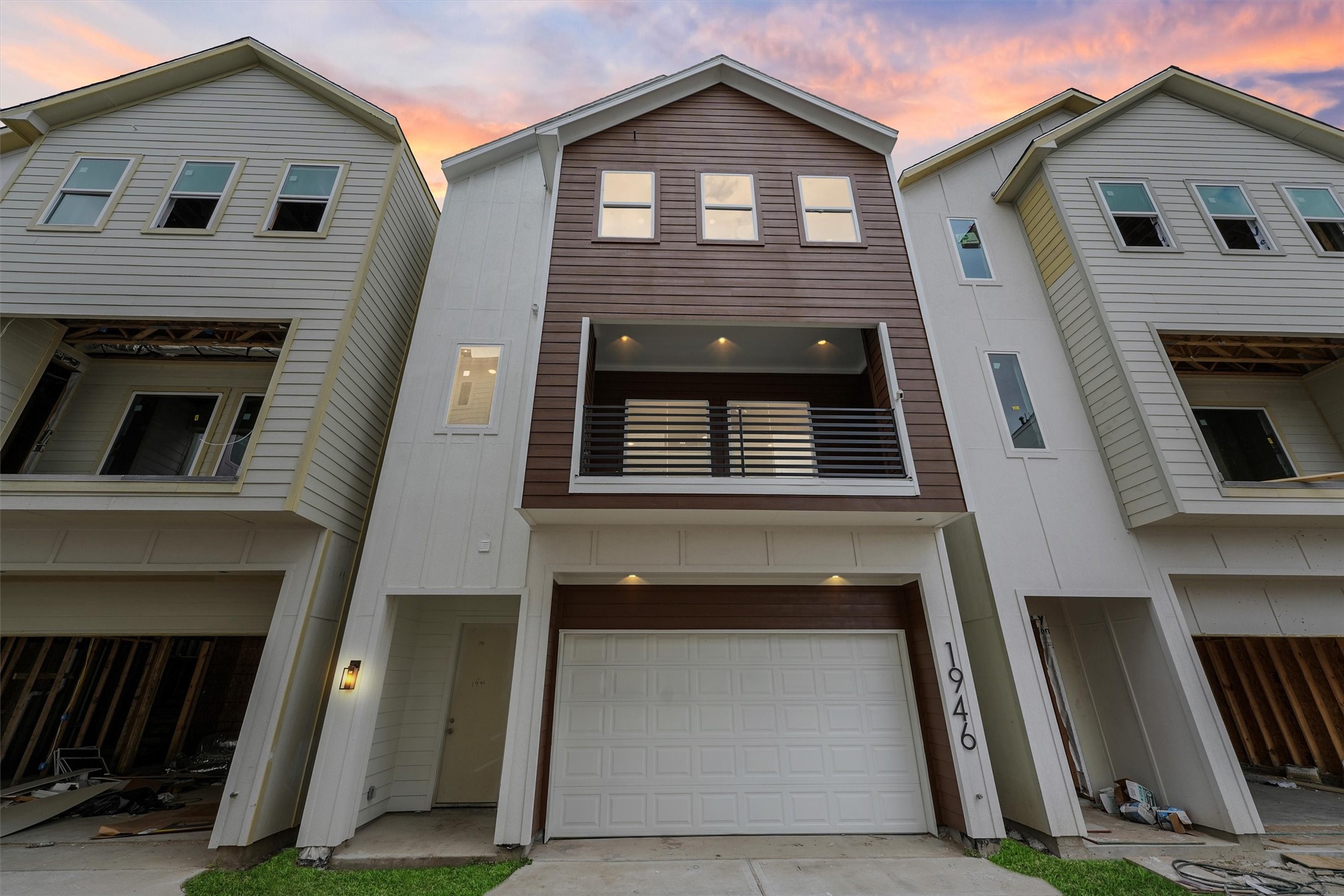 1930 Purswell Road Houston, TX 77055 - Photo 2 of 31 Gallery Image 2