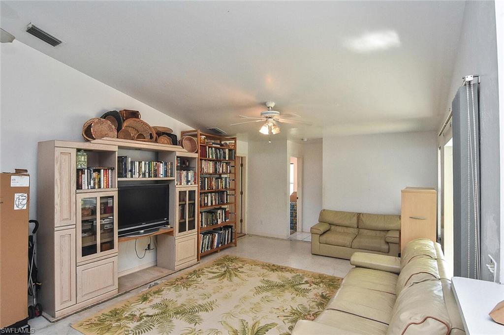 18461 Sunflower Road Fort Myers, FL 33967 - Photo 10 of 35 Gallery Image 10