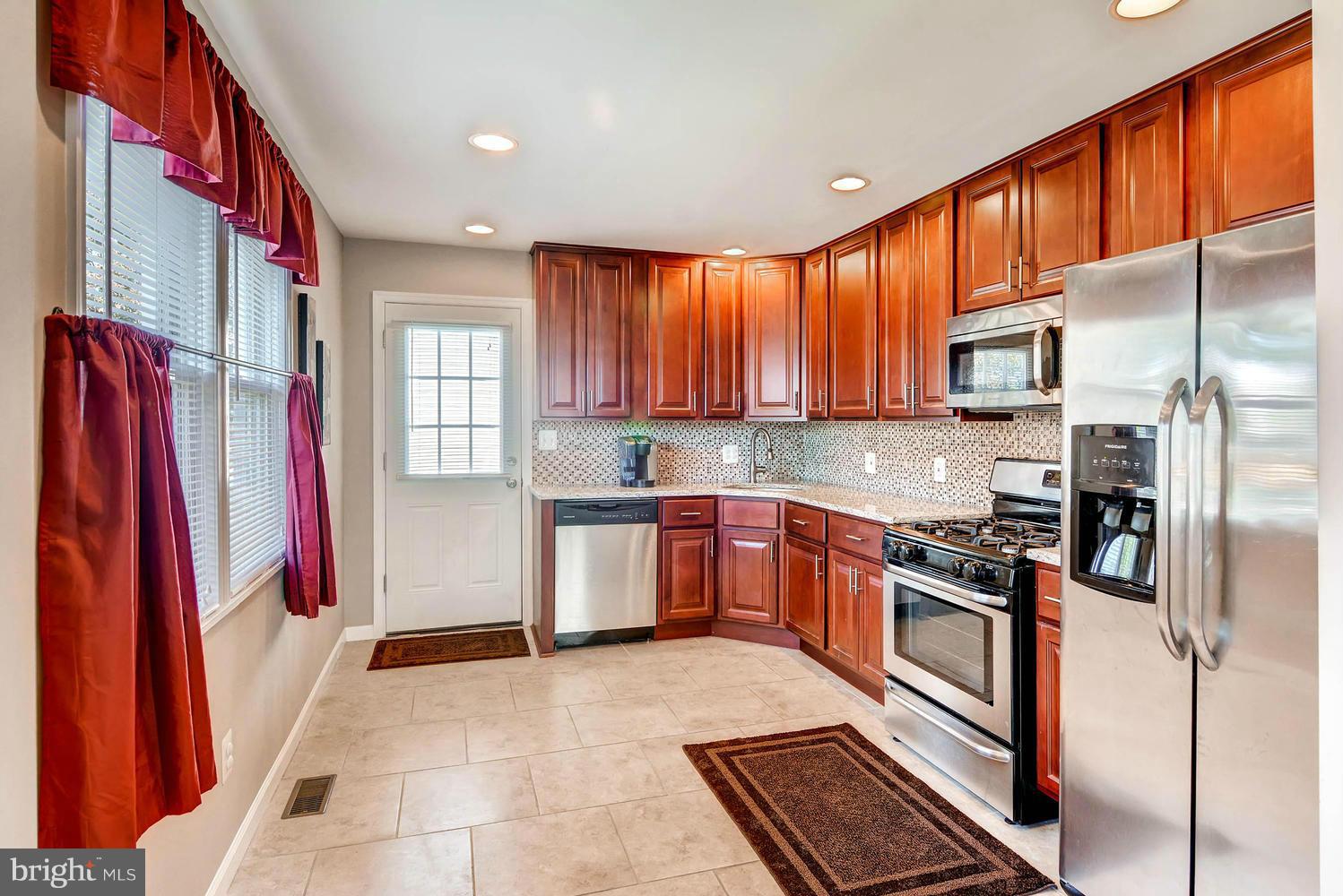 4124 Eder Road Baltimore, MD 21222 - Photo 11 of 29 Kitchen