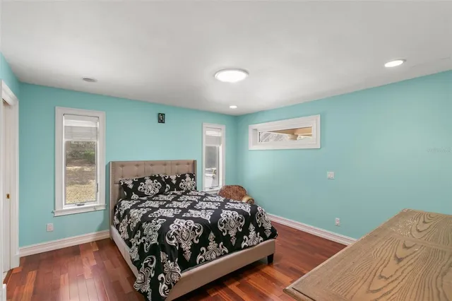 $1,299,000 | 3498 Shoreline Circle, Palm Harbor, FL 34684