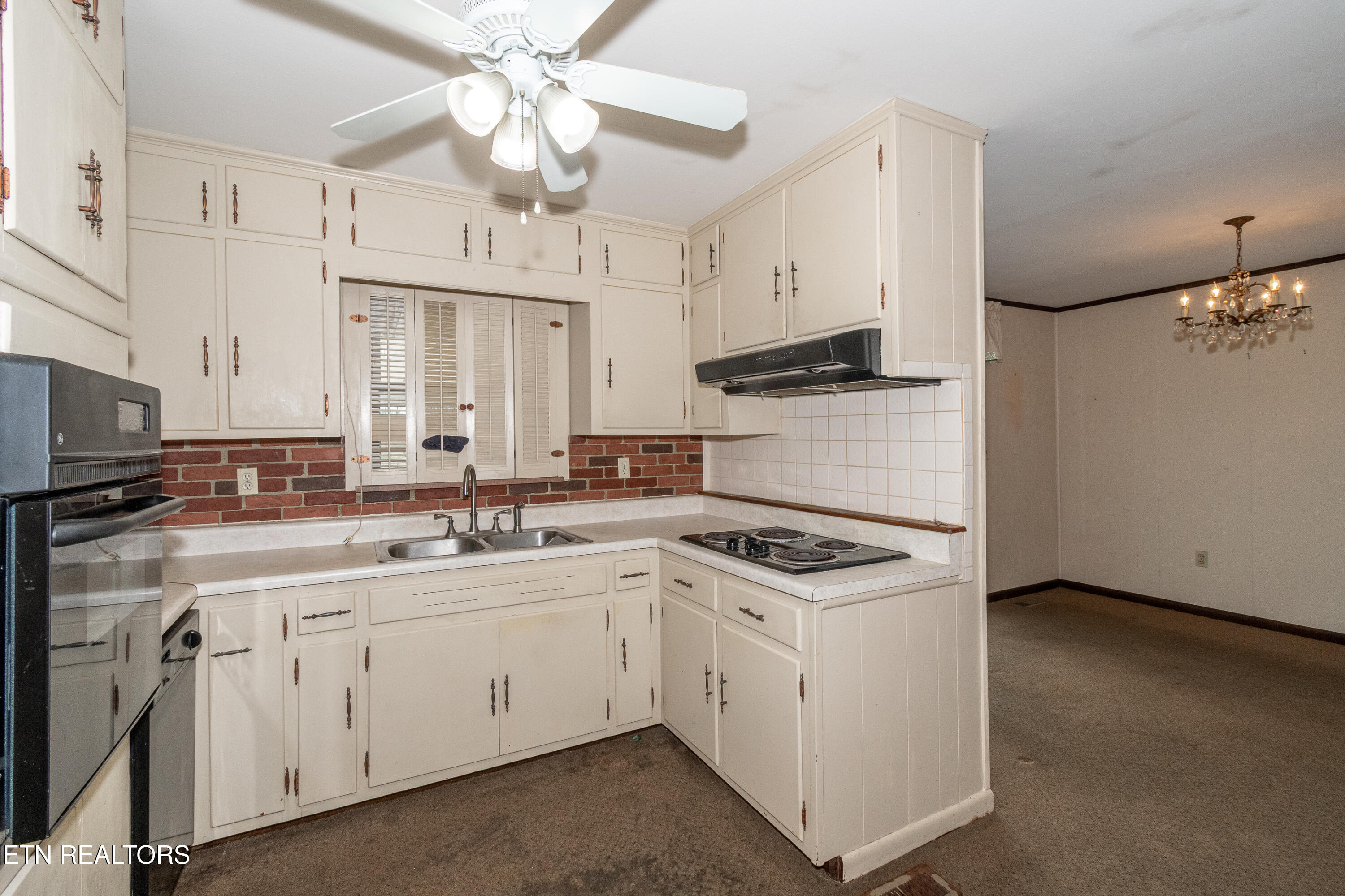 318 Amerine Road Maryville, TN 37804 - Photo 18 of 28 DSC_4651