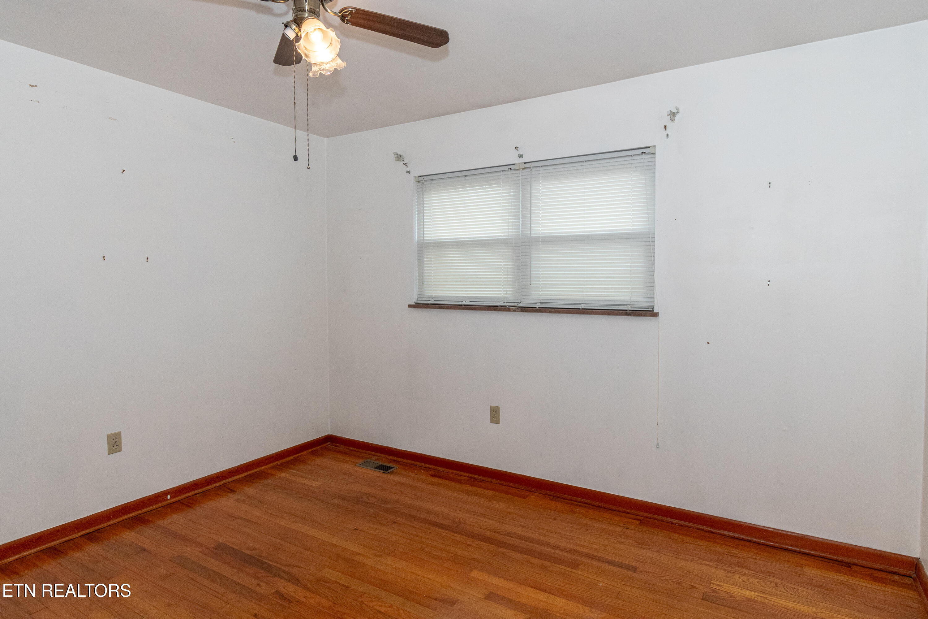 318 Amerine Road Maryville, TN 37804 - Photo 24 of 28 DSC_4659