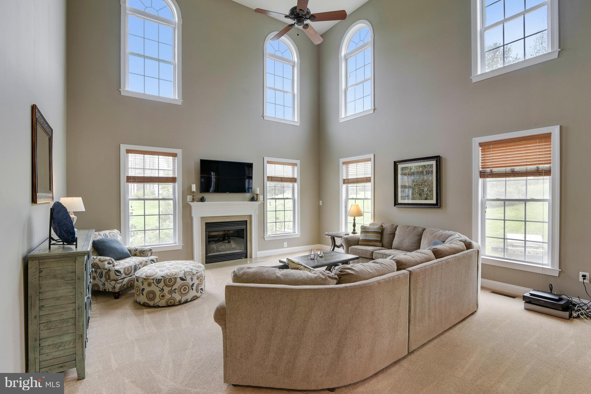 3409 Logmill Road Haymarket, VA 20169 - Photo 15 of 30 Family Room
