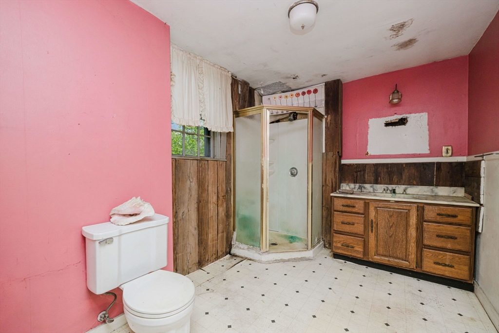 807 Gifford Road Westport, MA 02790 - Photo 37 of 42 Gallery Image 37