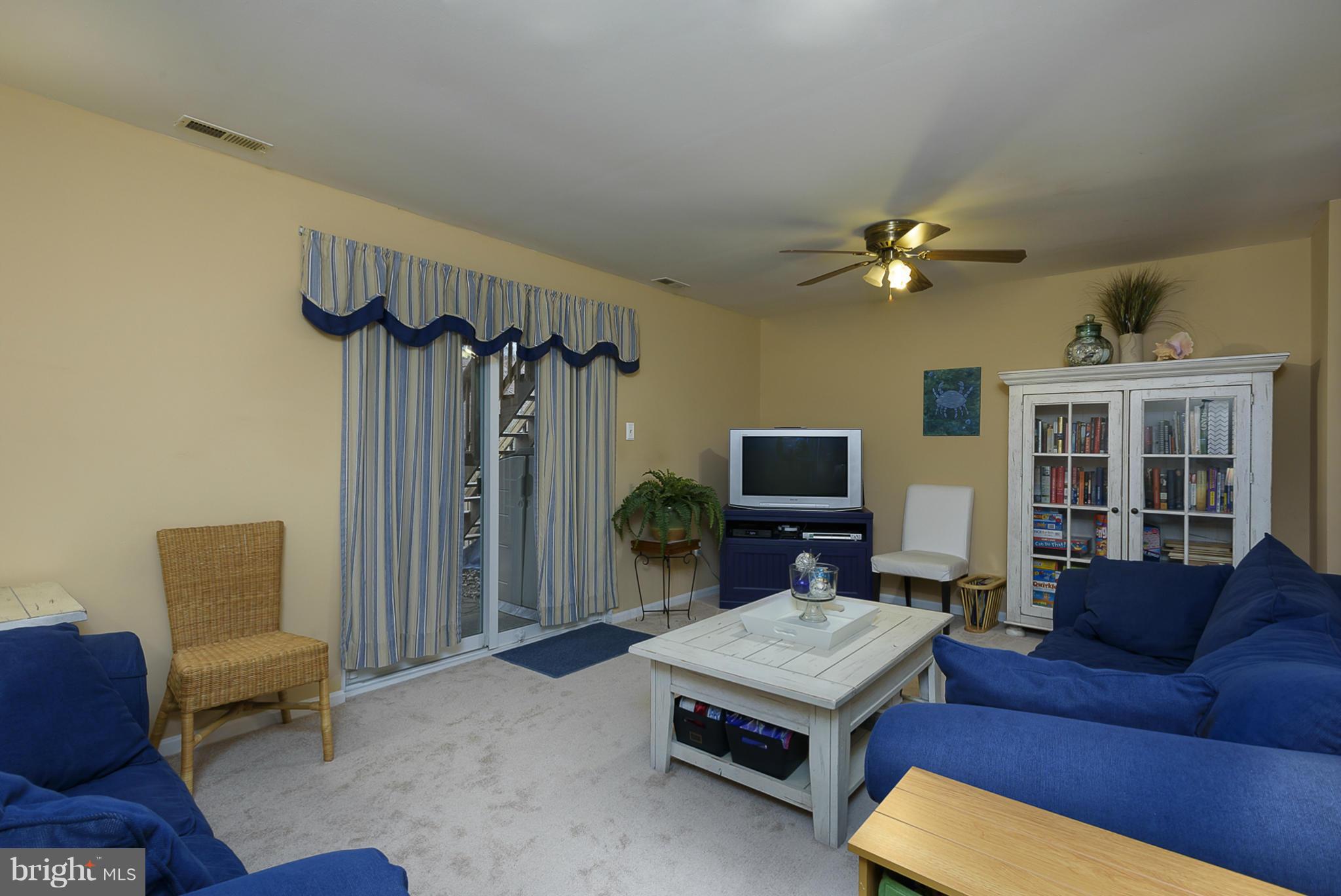 2423 Winding Ridge Road Odenton, MD 21113 - Photo 19 of 25 Family Room