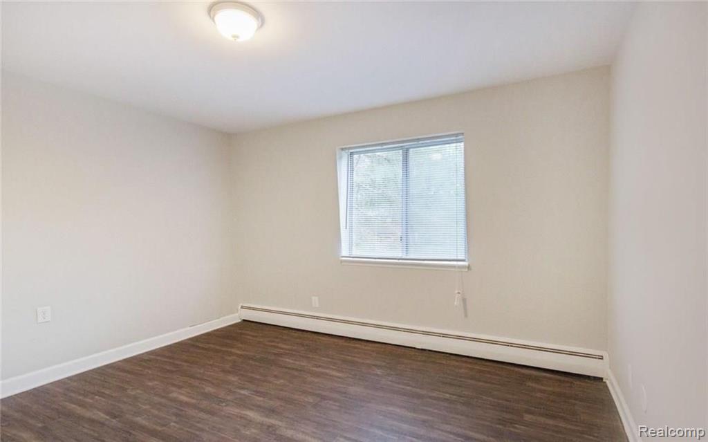 2161 Decker Road, Unit 23 Walled Lake, MI 48390 - Photo 12 of 13