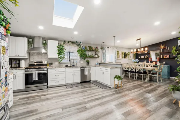 $420,000 | 600 East Weddell Drive, Unit 209, Sunnyvale, CA 94089