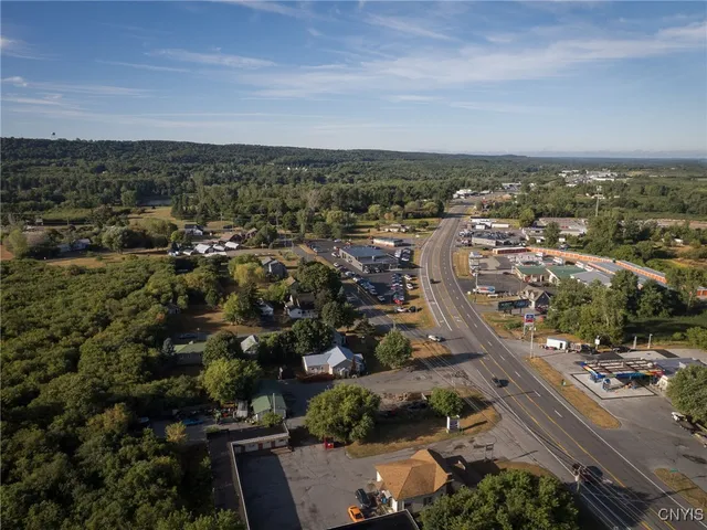 $189,900 | 19204 Highway 11, Watertown Town, NY 13601