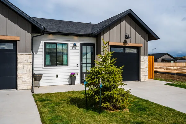$339,500 | 1335 Duncan Drive, Sheridan, WY 82801