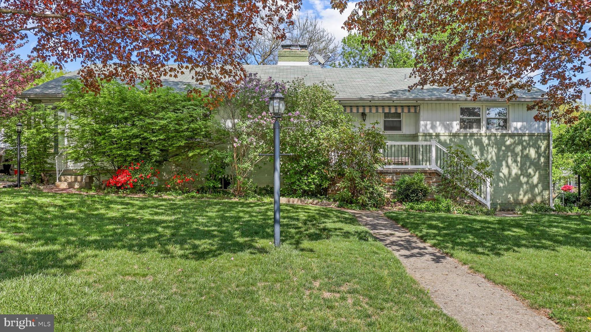 1797 Prescott Road York, PA 17403 - Photo 2 of 41