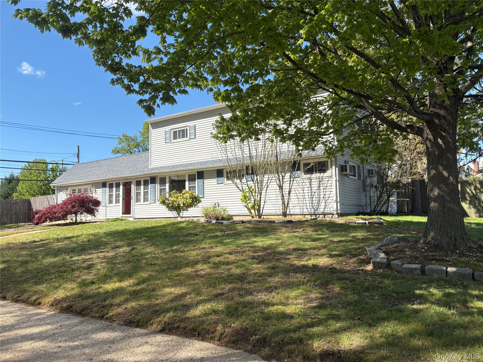 2 Dwarf Lane Wantagh, NY 11793 - Photo 2 of 22 Corner lot