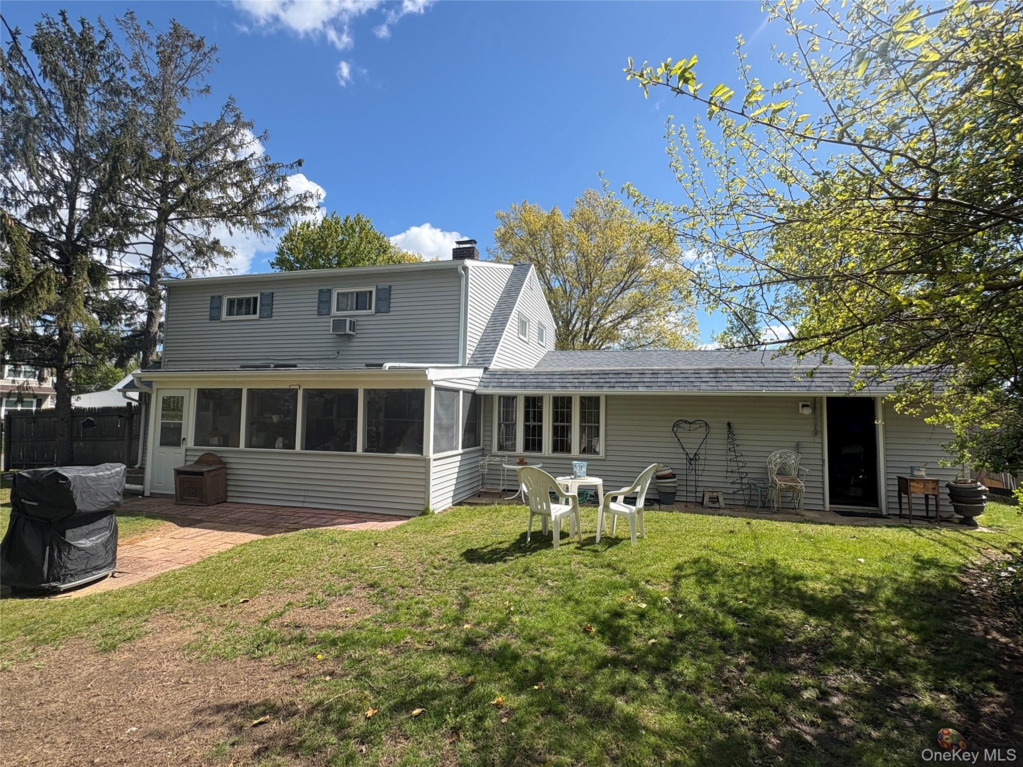 2 Dwarf Lane Wantagh, NY 11793 - Photo 5 of 22 Back of structure