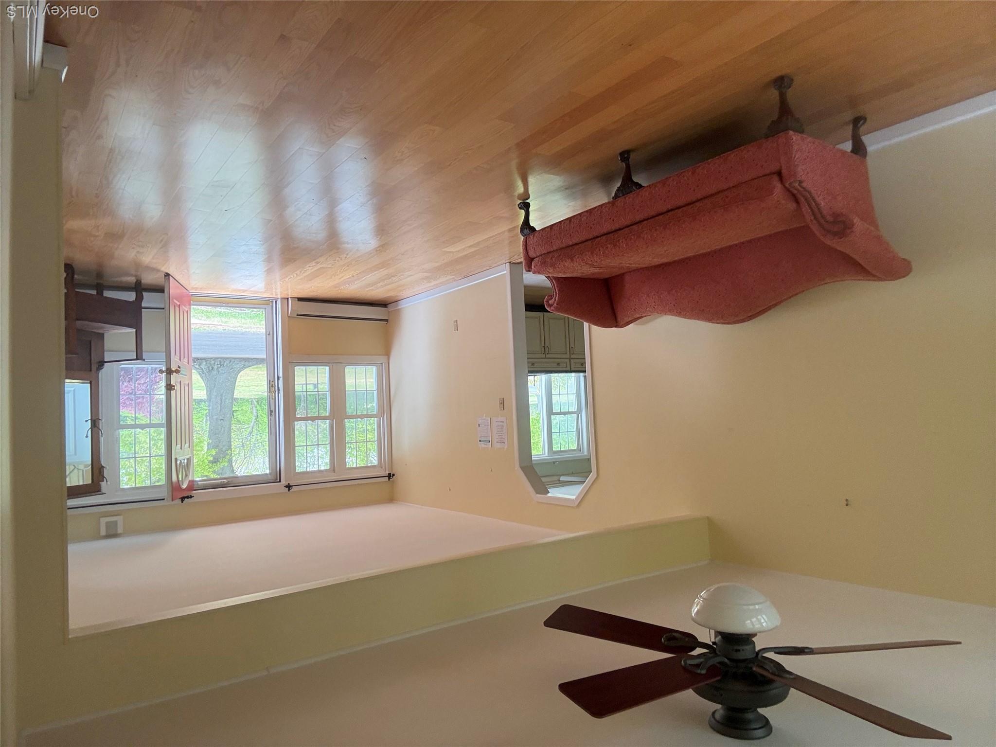 2 Dwarf Lane Wantagh, NY 11793 - Photo 8 of 22