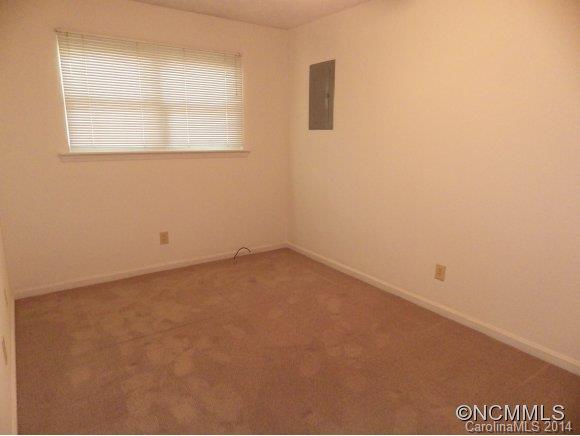 258 Edgewood Road Asheville, NC 28804 - Photo 7 of 10 Gallery Image 7