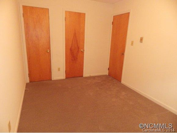 258 Edgewood Road Asheville, NC 28804 - Photo 8 of 10 Gallery Image 8