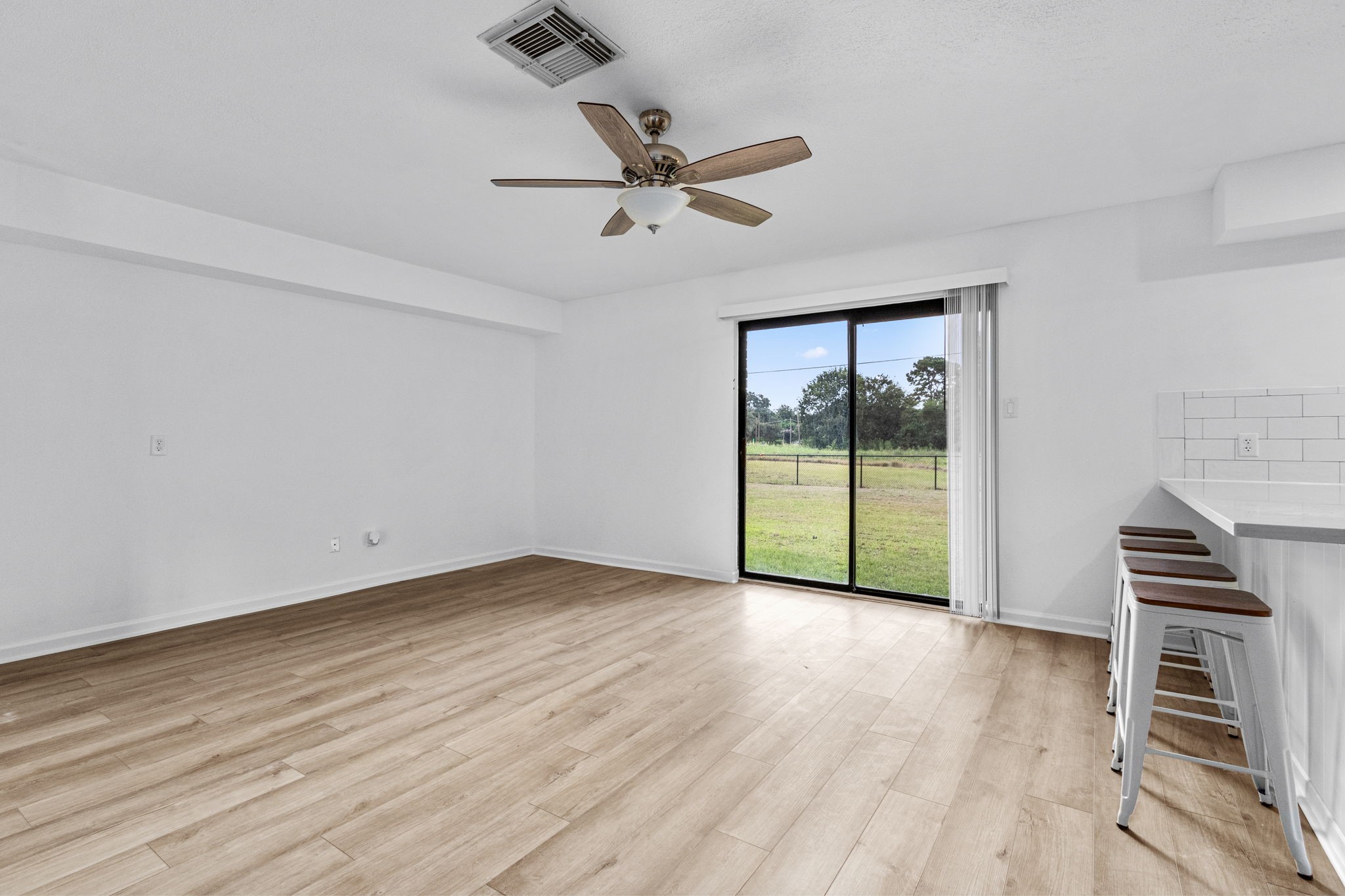 107 Bledsoe Street Prairie View, TX 77446 - Photo 6 of 22