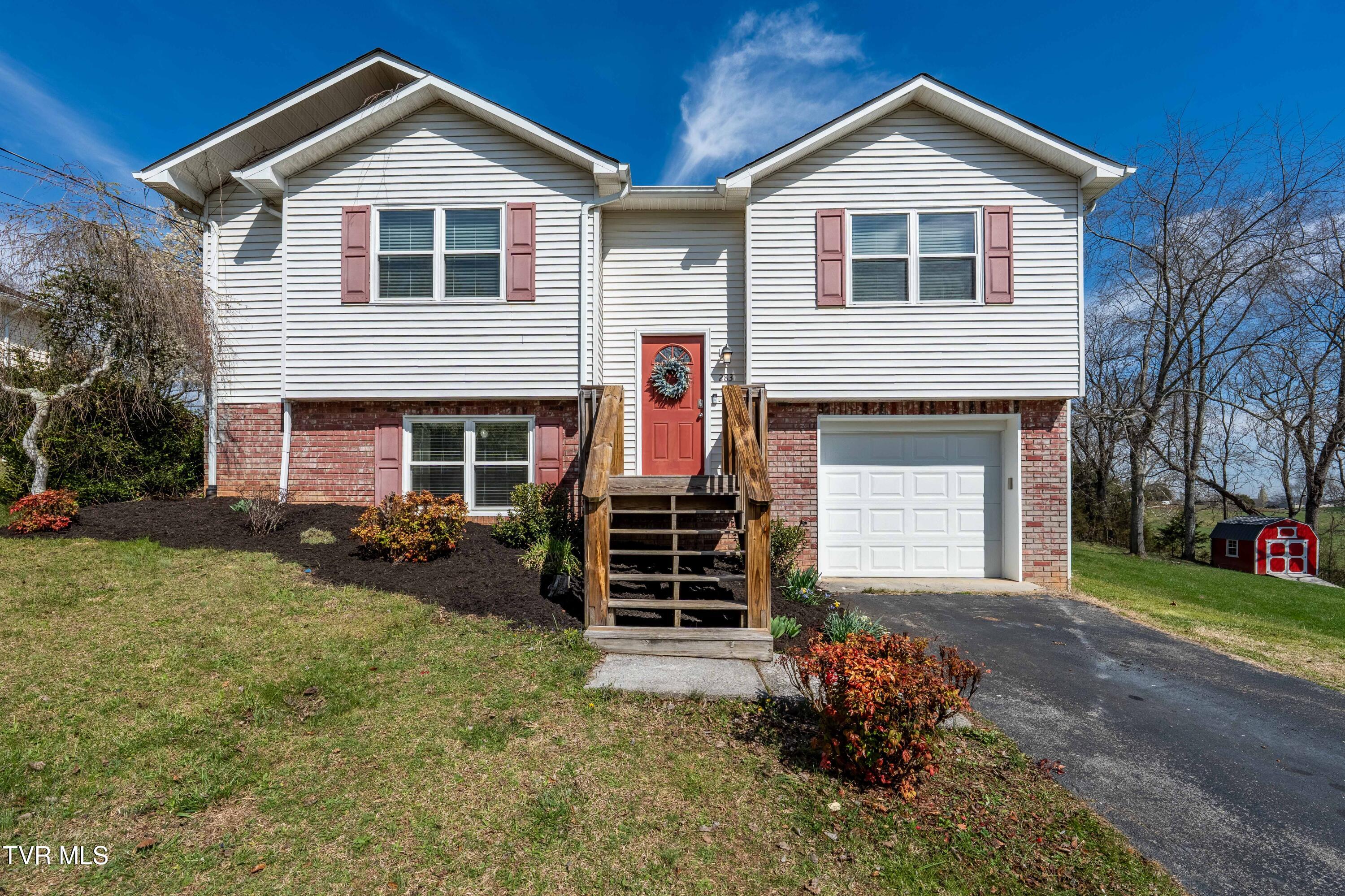283 Ridgeview Dr (5 of 46)