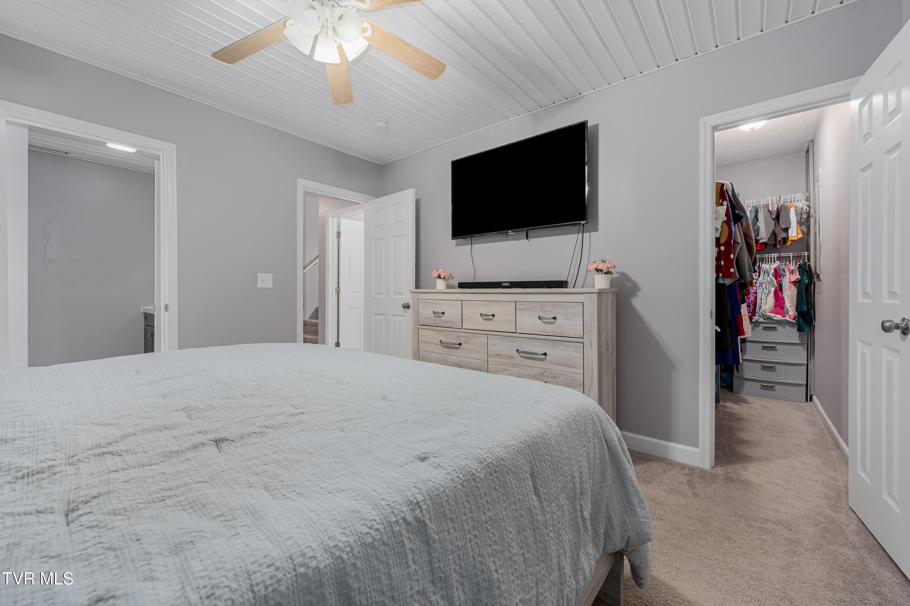 283 Ridgeview Drive Gray, TN 37615 - Photo 44 of 46 283 Ridgeview Dr (43 of 46)