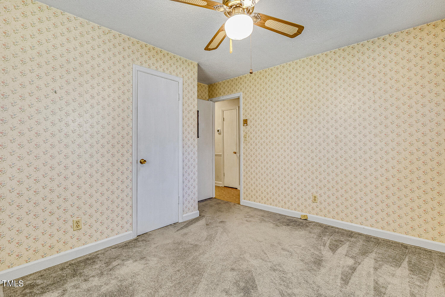 6320 Buffaloe Road Raleigh, NC 27604 - Photo 34 of 50 a view of an empty room
