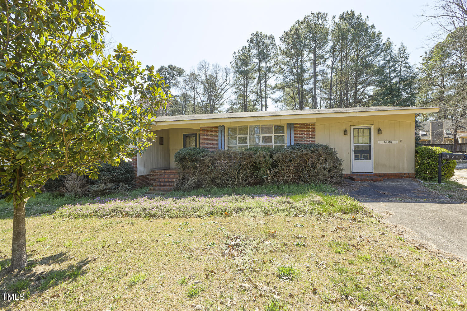 6320 Buffaloe Road Raleigh, NC 27604 - Photo 4 of 50 front view of house with a yard