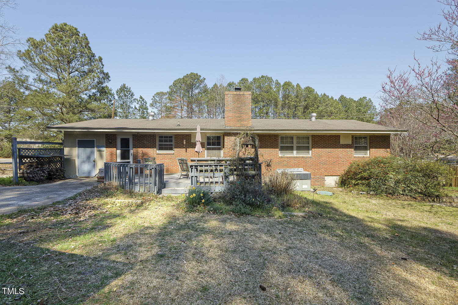 6320 Buffaloe Road Raleigh, NC 27604 - Photo 47 of 50 front view of a house with a yard