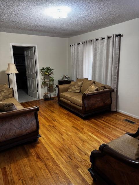 950 Berry Street Manning, SC 29102 - Photo 6 of 50 IMG_6041