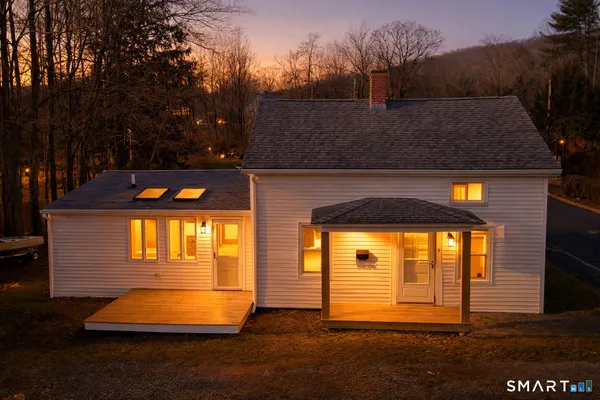 $230,000 | 9 John Street, Winchester, CT 06098