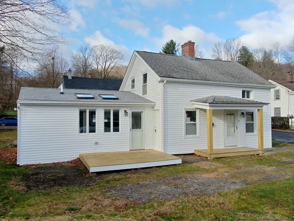 $230,000 | 9 John Street, Winchester, CT 06098